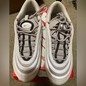 Nike Women's Air Max 97 Running Shoe, Pale Pink/Violet Ash - Size 6.5